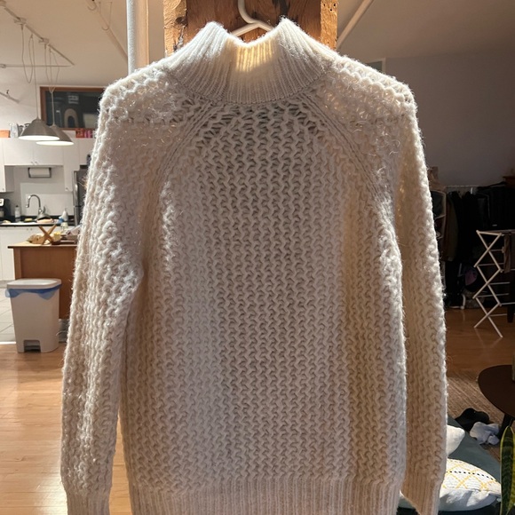 Club Monaco wool sweater size small - Picture 3 of 4